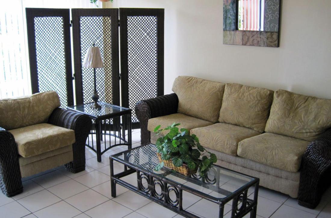 One-Bedroom Villa